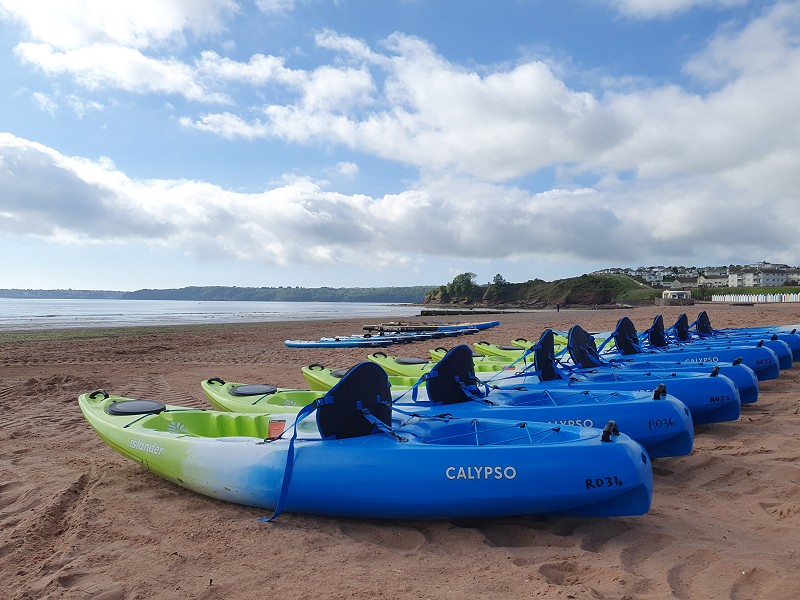 Kayaking vs Paddleboarding: Which Is Right for You?